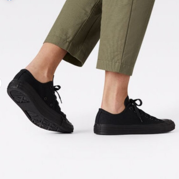 Converse Chuck Taylor All Star Classic - Picture 1 of 4